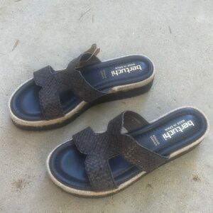 Bertuchi Navy Blue Weave Jute Slip on Sandals NWT Women's Size 39/9